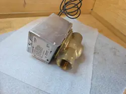 HONEYWELL V4043A1705