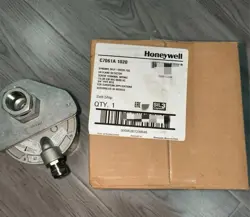 HONEYWELL C7061A1020 BRAND NEW ULTRAVIOLET FLAME DETECTOR