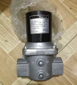 NEW HONEYWELL SOLENOID GAS VALVE VE4032A1133 FAST SHIPPING