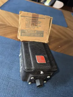 RARE VINTAGE HONEYWELL PRESSURETROL P404A1X0A5 CONTROLLER PRESSURE SWITCH NOS