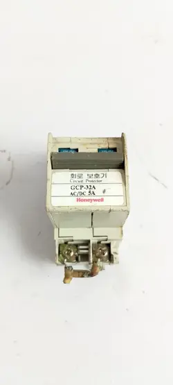 CIRCUIT PROTECTOR USED