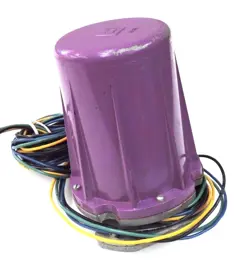 220V