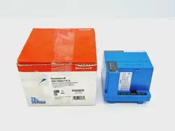 HONEYWELL RM7895B1013 AUTOMATIC PROGRAMMING BURNER CONTROL 7800 SERIES 120VAC