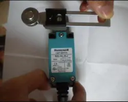 NEW HONEYWELL SZL-VL-S-J LIMIT SWITCH SZLVLSJ IN BOX 1PC