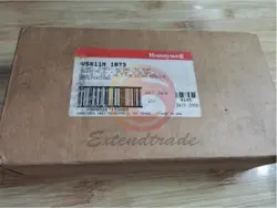 ONE NEW HONEYWELL VALVE V5011N1073
