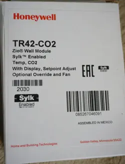 TR42CO2 NEW HONEYWELL TR42-CO2 ZIO WALL MOPDULE IN BOX