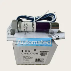 C7027A1049 1PCS NEW HONEYWELL FLAME DETECTOR C7027A1049