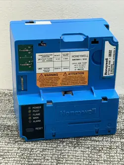 HONEYWELL RM7800L1012 BURNER CONTROL INFRARED FLAME AMPLIFIER R7852A1001 26474