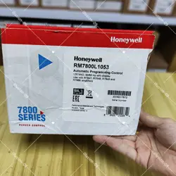 1PC NEW RM7800L1053 HONEYWELL COMBUSTION CONTROLLER RM7800L 1053 FREE DELIVERY