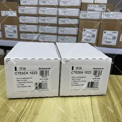 NEW SEALED HONEYWELL C7035A1023 FLAME DETECTOR SENSOR C7035A1023 FREE DELIVERY