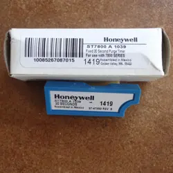 1PCS NEW HONEYWELL ST7800A1039 PURGE TIMER IN BOX EXPEDITED SHIPPING#XR