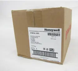 DHL FREE SHIP 100% NEW HONEYWELL C7061A1053 UV FLAME DETECTOR C7061A1053