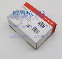 R7049A1023