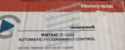 NEW HONEYWELL BURNER CONTROL RM7840 G 1022 RM7840G1022