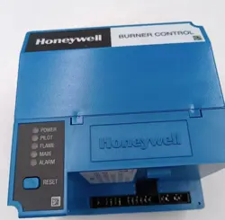 NEW HONEYWELL BURNER CONTROLLER WITH BOX RM7840L1075 RM7840L1075