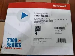 1PCS NEW HONEYWELL COMBUSTION CONTROLLER RM7800L1053