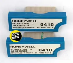1PCS NEW HONEYWELL COMBUSTION CONTROLLER ST7800A1039
