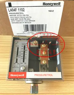 1 PCS  HONEYWELL  L404F1102 PRESSURE CONTROLLER/