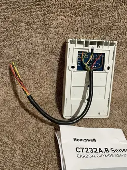 WALL MOUNT