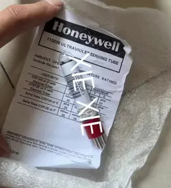 HONEYWELL  113228  BRAND NEW UV TUBE FOR C7012 SHIPPING  VIA DHL / FEDEX
