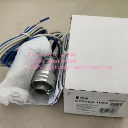 1PCS NEW IN BOX HONEYWELL C7035A1064 C7035A 1064 BURNER FLAME SENSOR