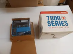 NEW IN BOX HONEYWELL RM7838C1012 BURNER CONTROL RM7838C 1012 HERE IN USA
