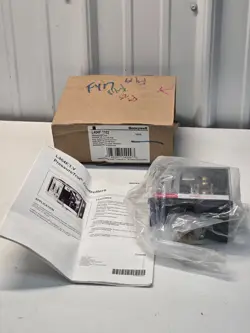 HONEYWELL L404F 1102 PRESSURETROL SWITCH BRAND NEW IN BOX FREE SHIPPING V10