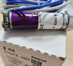 C7027A1023 CONTROL BOX COMBUSTION PROGRAM 1PCS NEW HONEYWELL