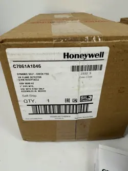 EXPRESS SHIP HONEYWELL C7061A 1046 UV FLAME DETECTOR C7061A1046 #A