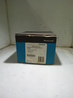 ONE NEW HONEYWELL RM7838B1013 RM7838B 1013 (E11A)