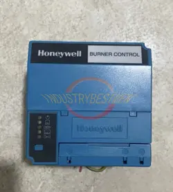 ONE USED HONEYWELL EC7890 A 1011 EC7890A1011 BURNER CONTROL