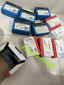 HONEYWELL RM7800M1011 FLAME BURNING CONTROLLER FAST
