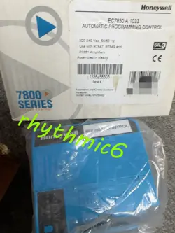 BRAND NEW HONEYWELL EC7830A1033 COMBUSTION CONTROLLER FAST FEDEX OR DHL