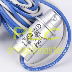 ONE NEW HONEYWELL C7035A1056 C7035A 1056 FLAME DETECTOR~
