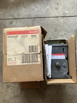 NOS HONEYWELL M9484F1023 SERVOACTUATOR REPLACES M941D1021