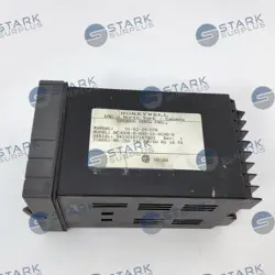 HONEYWELL TEMPERATURE CONTROLLER DC300K-0-000-10-0C00-0 - NEW