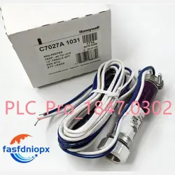 NEW HONEYWELL C7027A1031 MINI-PEEPER ULTRAVIOLET FLAME DETECTOR FAST SHIPPING