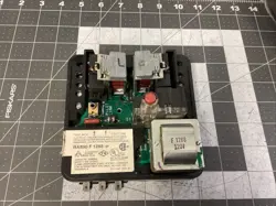 HONEYWELL RA890F 1288 FSG PRIMARY CONTROL (LPW49W)