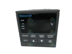 HONEYWELL DC300K-E-103-21-0A00-0 TEMPERATURE CONTROLLER  UNMP