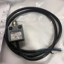 HONEYWELL 14CE2-1 LIMIT SWITCH 14CE21 NEW IN BOX FAST SHIP(ASK FOR OTHER MODELS