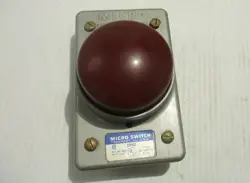 NEW HONEYWELL MICRO 2PH2 PALM BUTTON SWITCH RED