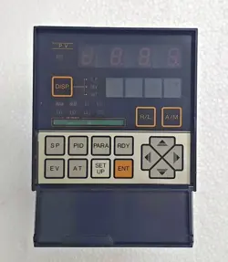 YAMATAKE HONEYWELL SDC200 MODEL-SDC20025FG01A00001 TEMPERATURE CONTROLLER