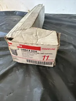 L4064 B 2210  NEW HONEYWELL L4064B2210 COMBINATION FAN AND LIMIT CONTROL NEW OP