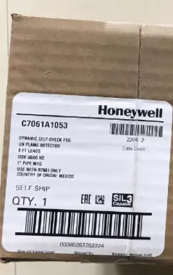 NEW HONEYWELL C7061A1053 UV FLAME DETECTOR REPLACE C7061A1012 IN BOX