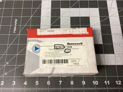 HONEYWELL R7861A1026 ULTRAVIOLET FLAME AMPLIFIER (LPW66J)