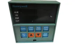 HONEYWELL DC3004-0-400-2-C300-0111 UNMP