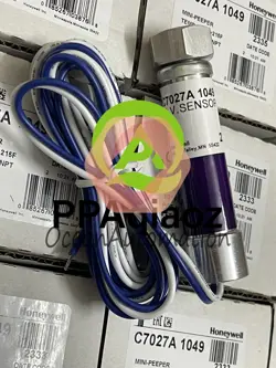 NEW 1PCS HONEYWELL C7027A1049 C7027A-1049 FLAME DETECTOR SENSOR