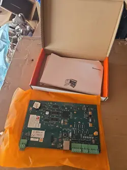 CONTROLLER BOARD OPEN
