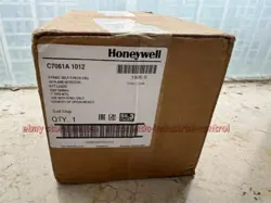 HONEYWELL C7061A1012 NEW