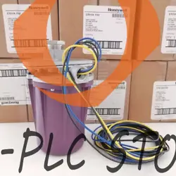 NEW HONEYWELL C7012A1152 UV FLAME DETECTOR 1PC C7012A 1152